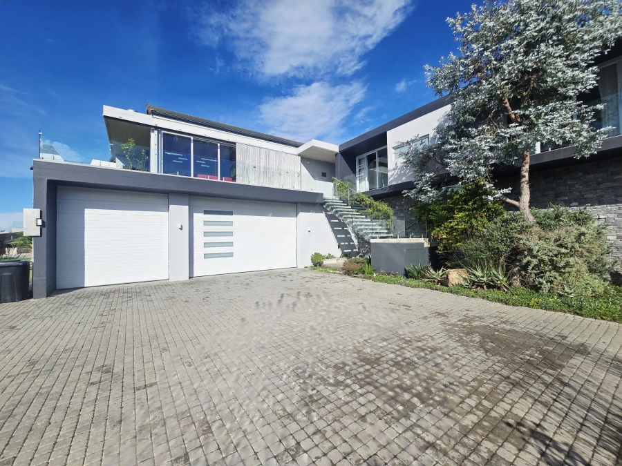 3 Bedroom Property for Sale in Oubaai Western Cape